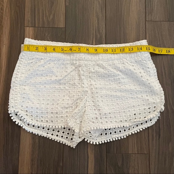 Lilly Pulitzer for Target White Eyelet Shorts - Picture 5 of 7